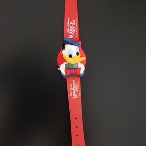 Donald Duck Watch